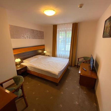 Hotel Grant Krynica Zdroj Eksteriør billede