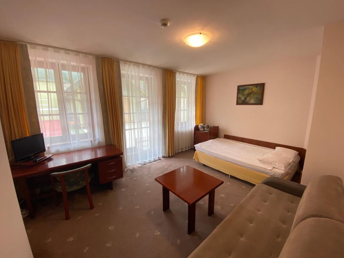 Hotel Grant Krynica Zdroj Eksteriør billede
