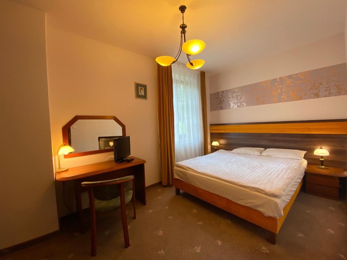 Hotel Grant Krynica Zdroj Eksteriør billede