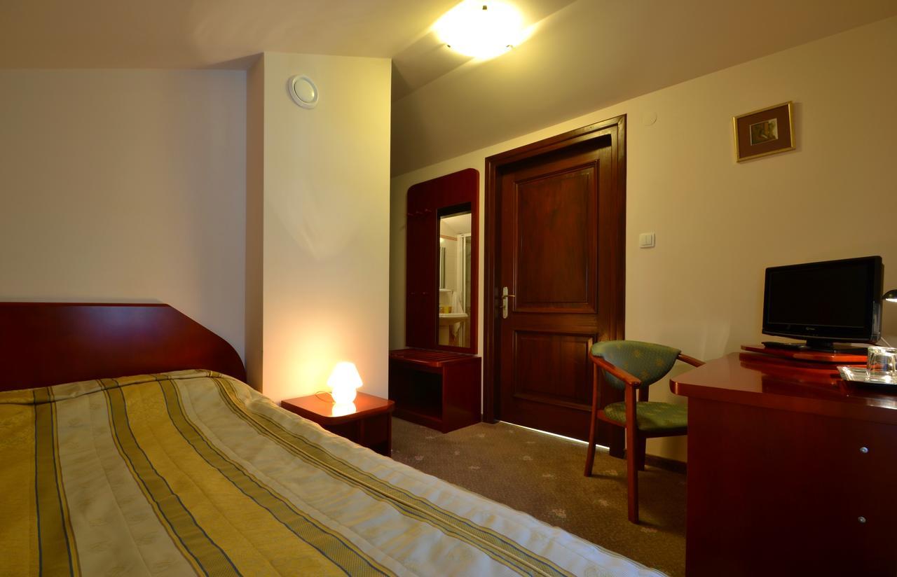Hotel Grant Krynica Zdroj Eksteriør billede